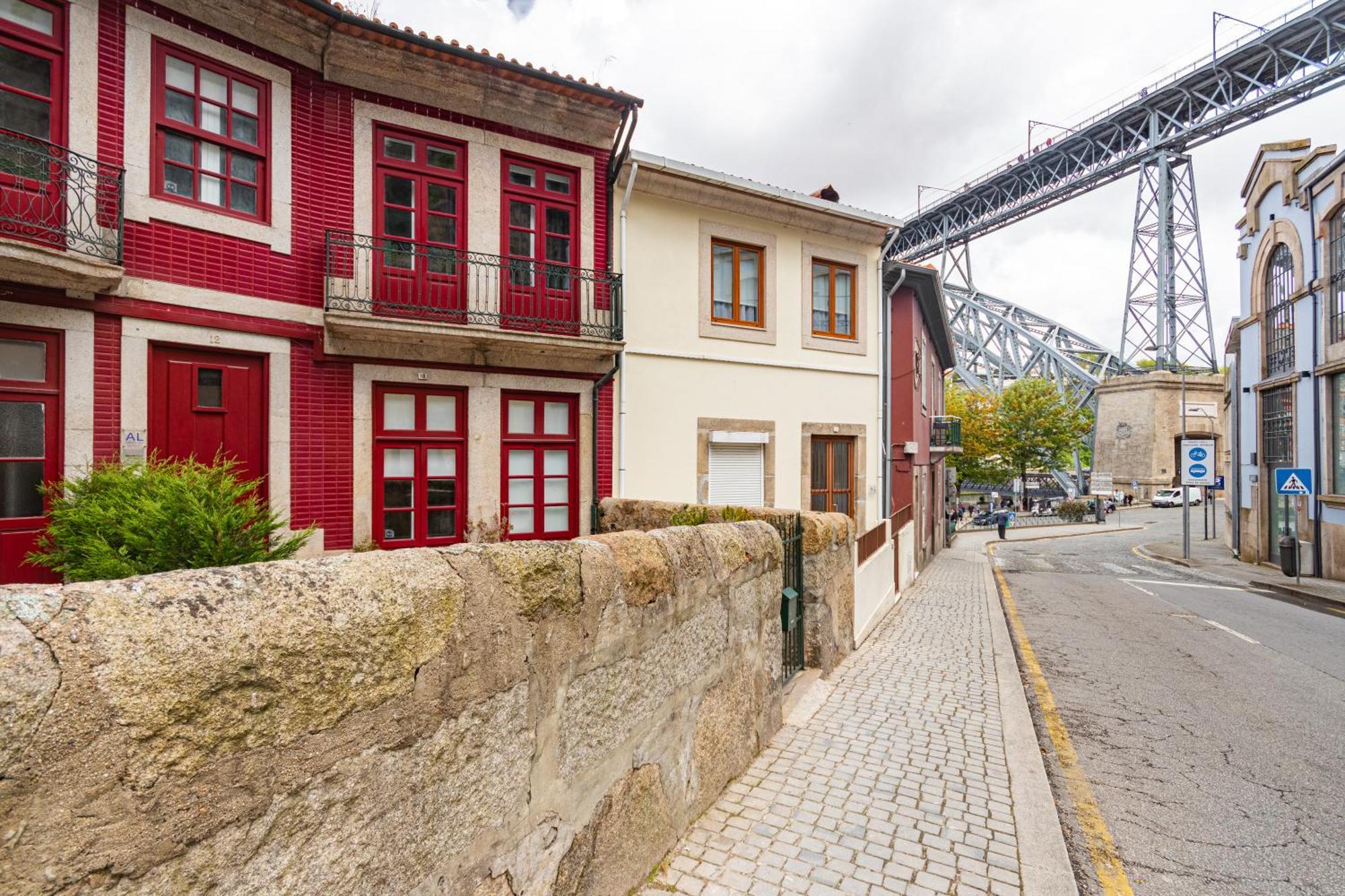 Nortesoul Porto A Vista فيلا نوفا دي غايا المظهر الخارجي الصورة