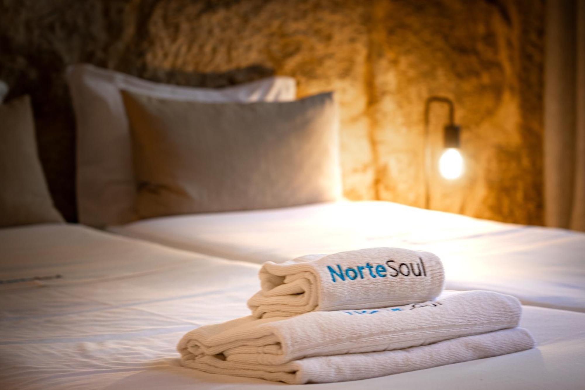 Nortesoul Porto A Vista فيلا نوفا دي غايا المظهر الخارجي الصورة